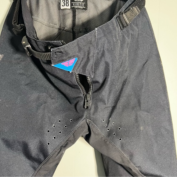 Fly Racing Kinetic Motocross Jersey & Pants Set – Pink/Blue/Black – XL / 38 - Picture 9 of 10